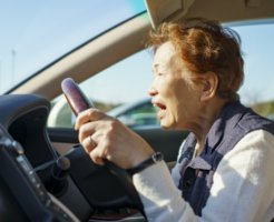 高齢者女性の運転